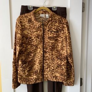 CHICOS ZENERGY ANIMAL PRINT JACKET AND PANTS SZ 1 M